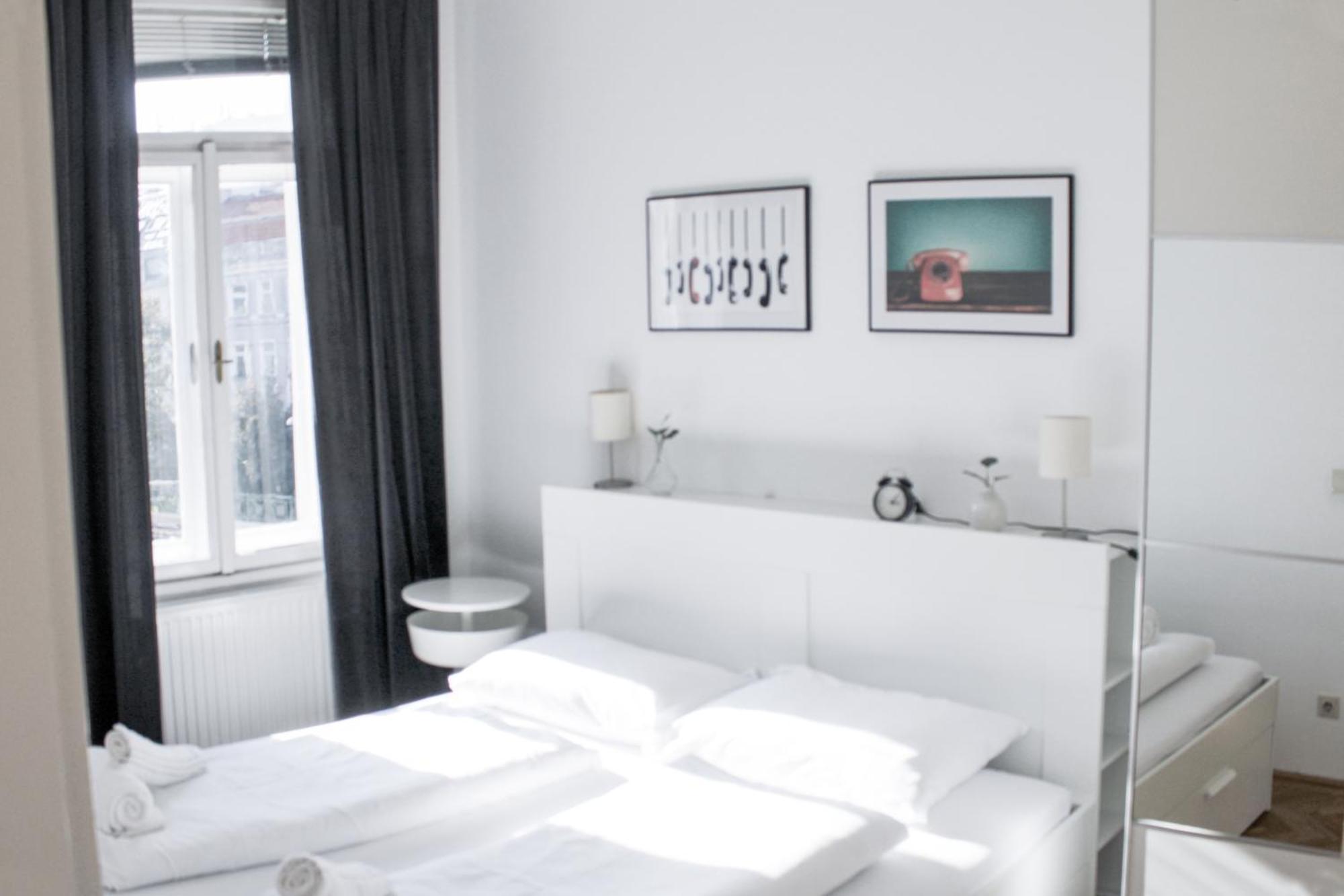 Spittelau Chillout Lounge Spacious Bright Contactless Selfcheckin Appartement