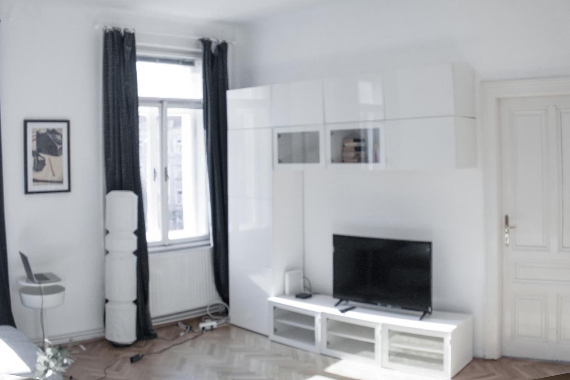 Appartement Spittelau Chillout Lounge Spacious Bright Contactless Selfcheckin Wenen