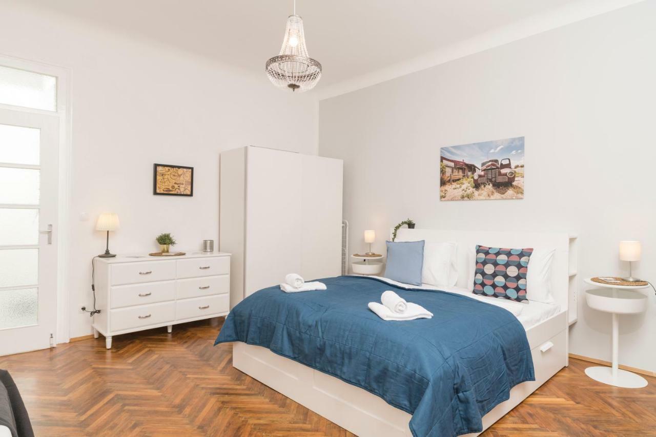 Appartement Spittelau Chillout Lounge Spacious Bright Contactless Selfcheckin Wenen
