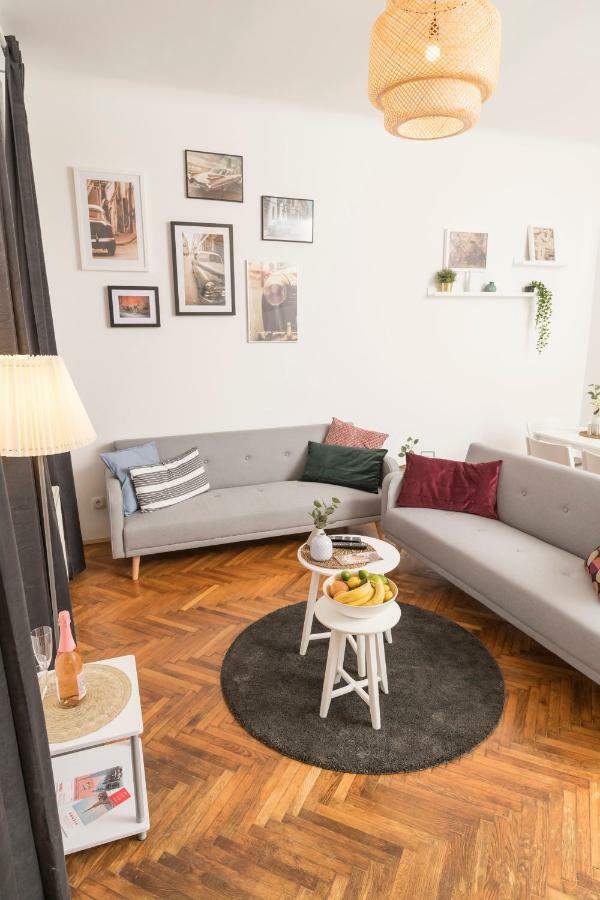 Appartement Spittelau Chillout Lounge Spacious Bright Contactless Selfcheckin Wenen